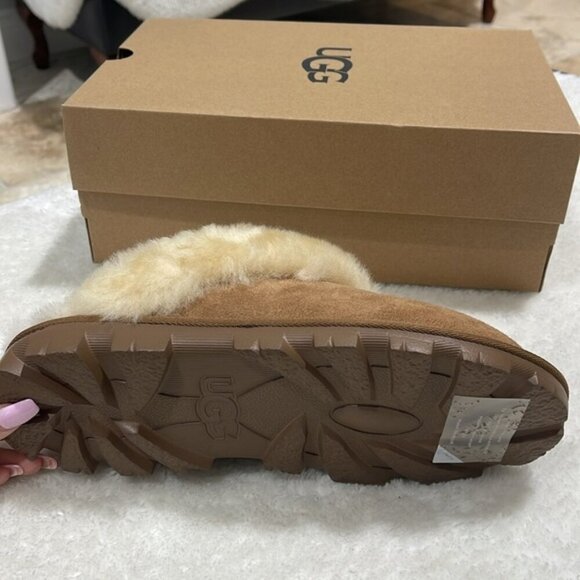 UGG Coquette Women's Slipper - Picture 10 of 10